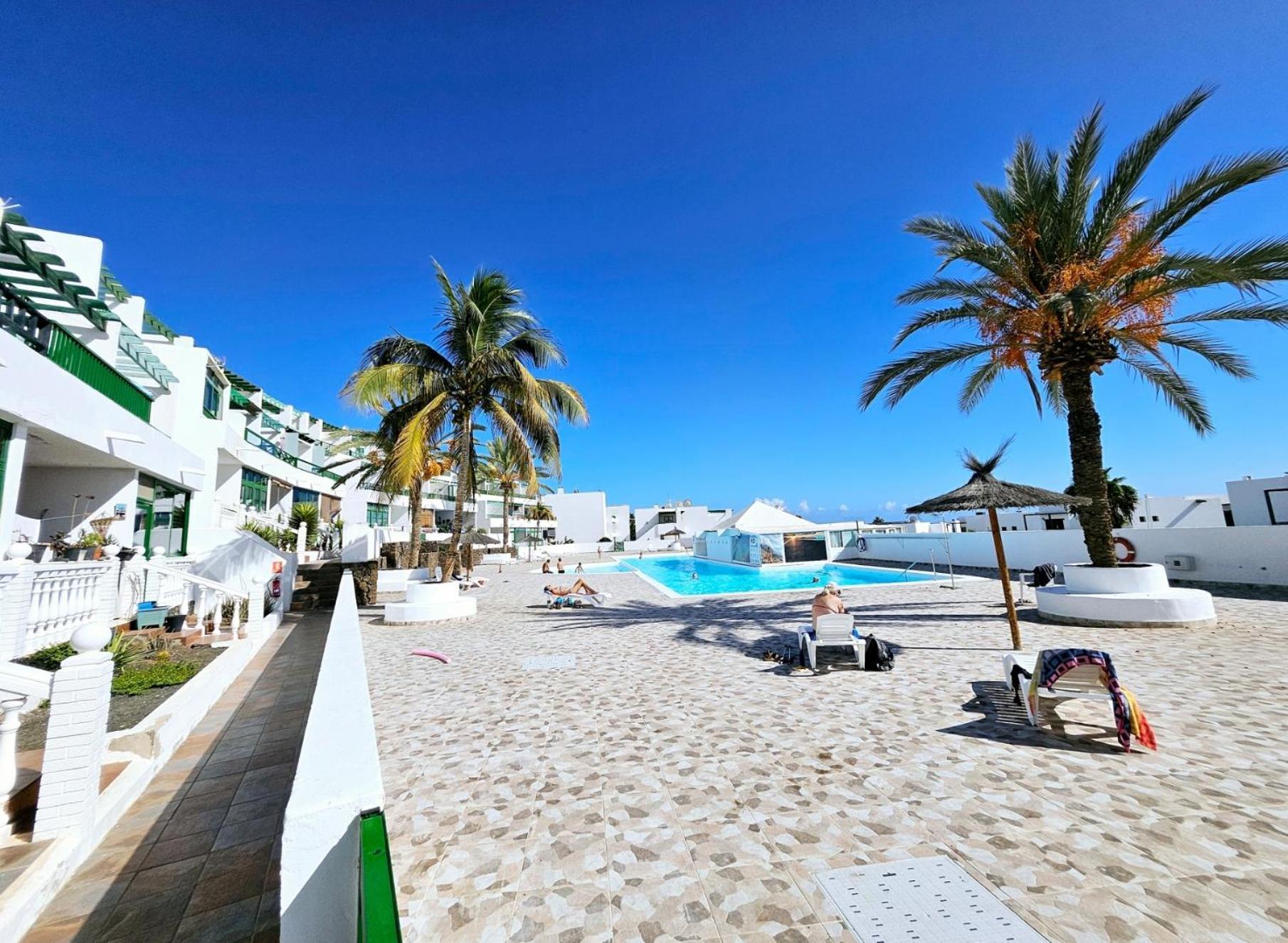 Azul Tuscan Playa Y Piscina Appartement Costa Teguise